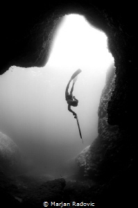Freediving by Marjan Radovic 